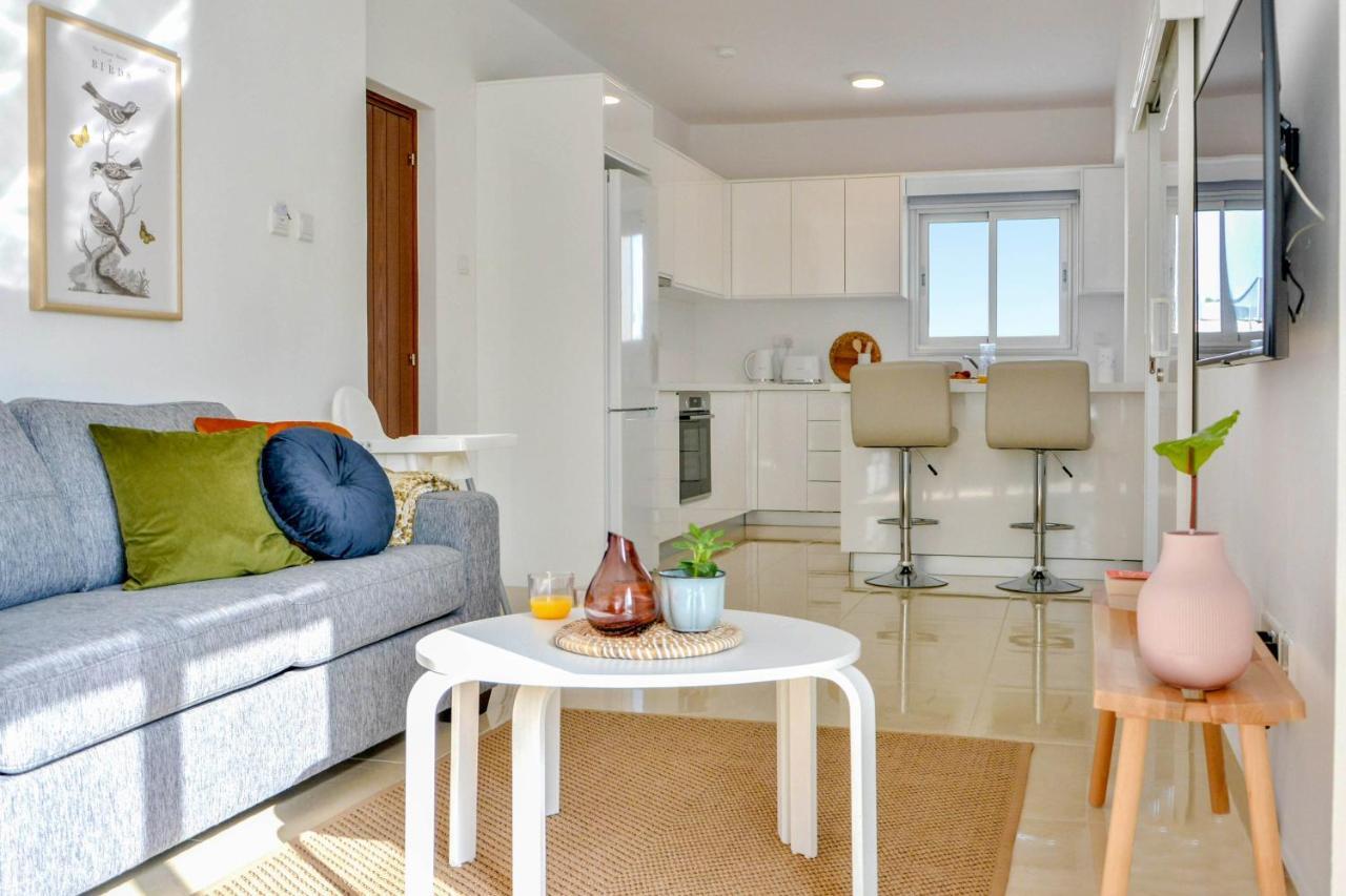 Appartamento Phaedrus Living: Seaside Luxury Flat Lighthouse 67 Paphos Esterno foto